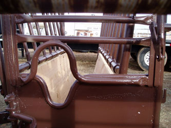 Yearling Squeeze Chute